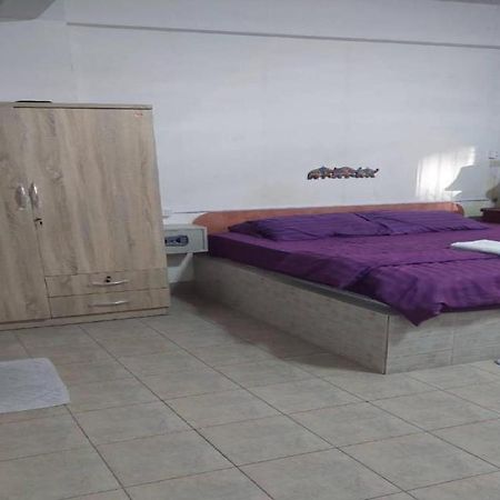 Pluemchai Guesthouse Jomtien Beach Εξωτερικό φωτογραφία