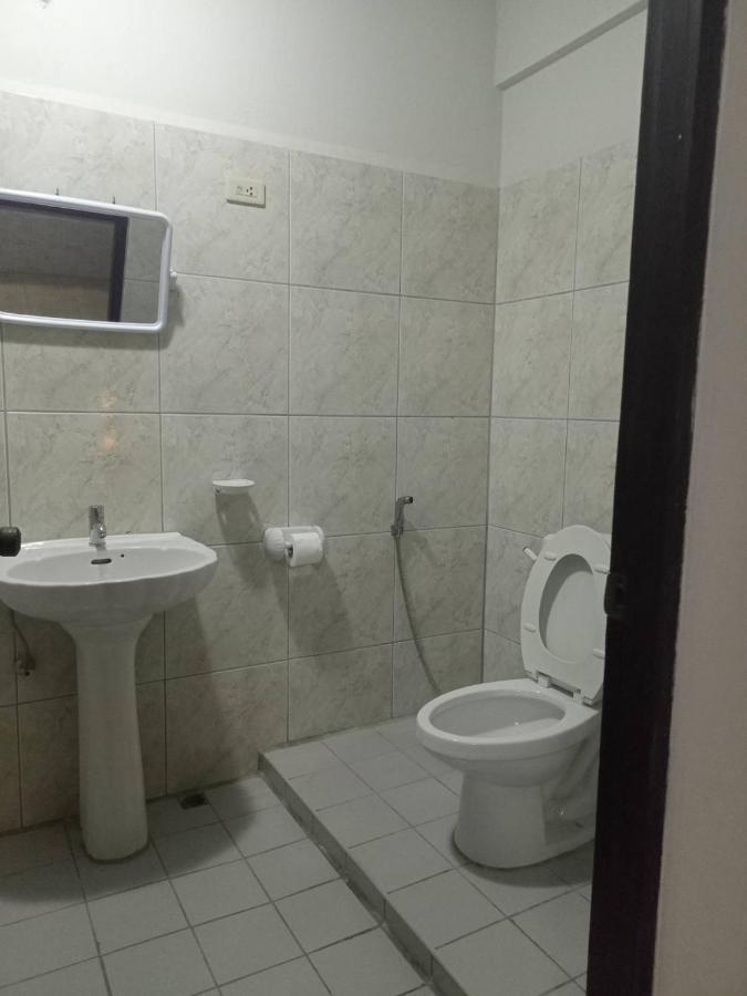 Pluemchai Guesthouse Jomtien Beach Εξωτερικό φωτογραφία