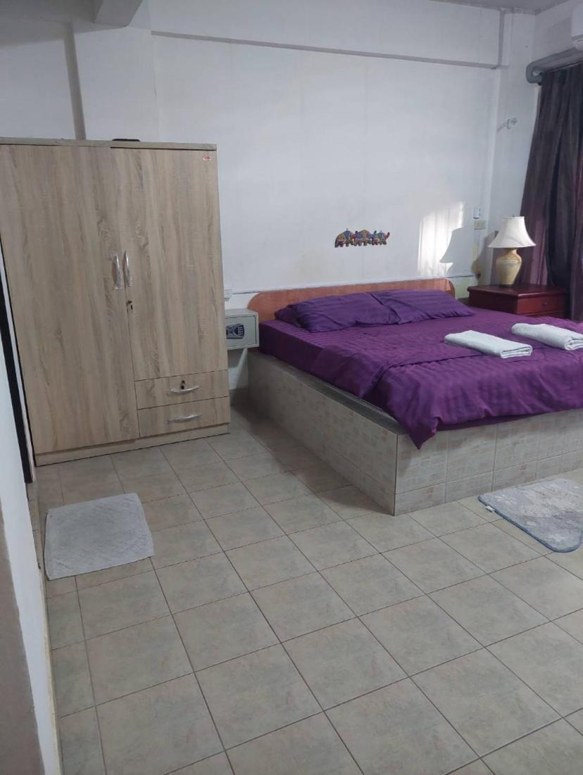 Pluemchai Guesthouse Jomtien Beach Εξωτερικό φωτογραφία