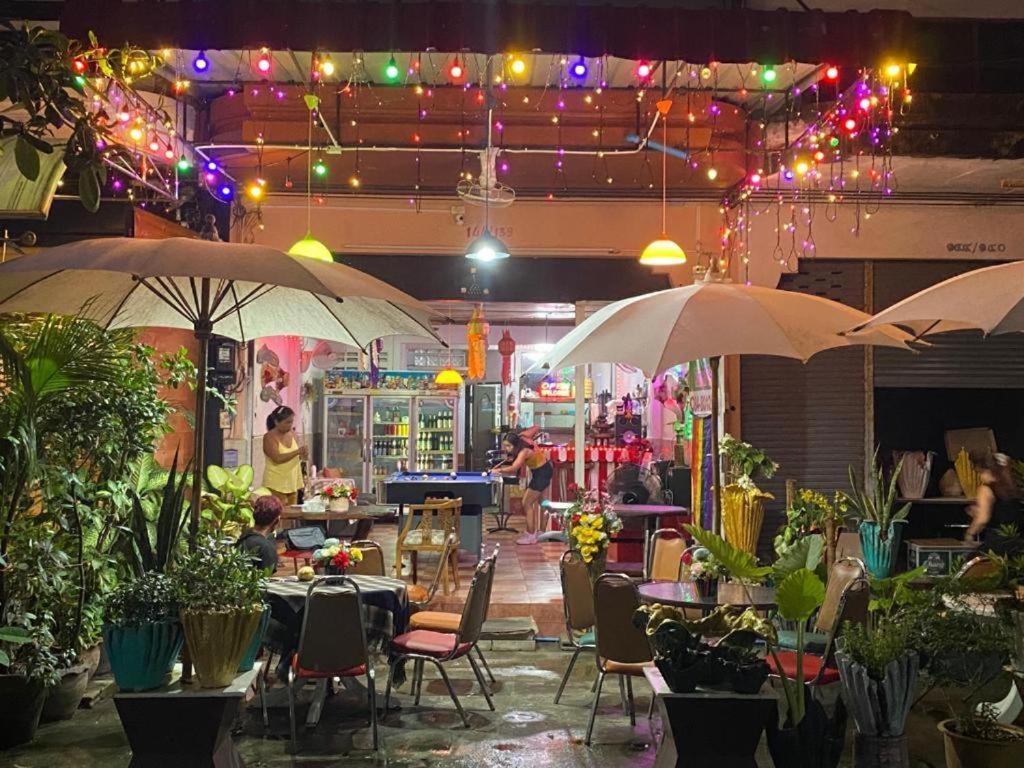 Pluemchai Guesthouse Jomtien Beach Εξωτερικό φωτογραφία