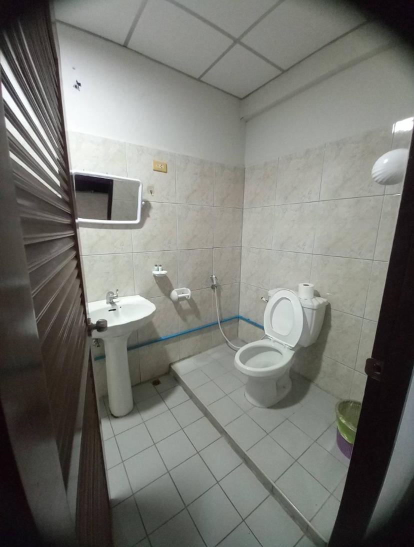 Pluemchai Guesthouse Jomtien Beach Εξωτερικό φωτογραφία