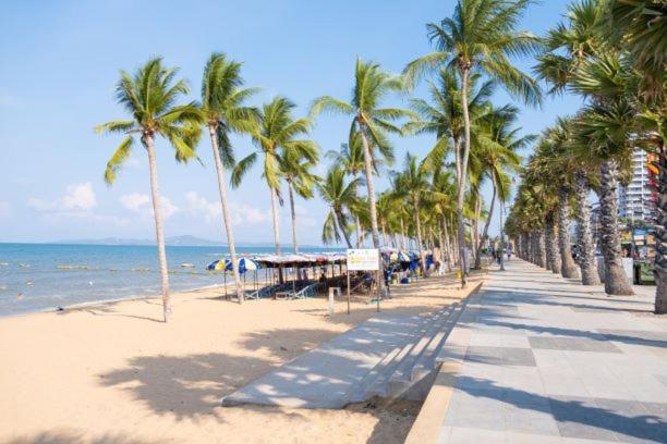 Pluemchai Guesthouse Jomtien Beach Εξωτερικό φωτογραφία